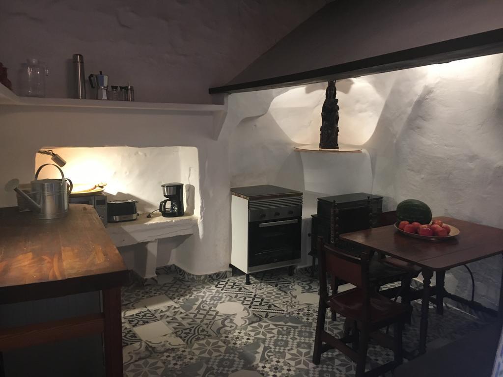 Stadthaus Mitten Im Kuenstlerviertel Von Arta Mit Zwei Wohnungen 外观 照片
